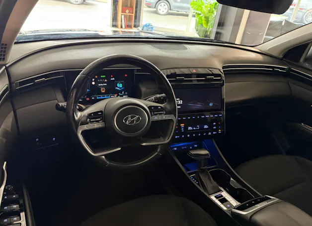 HYUNDAI Tucson 1.6 TGDI 48V Amplia DCT 4WD