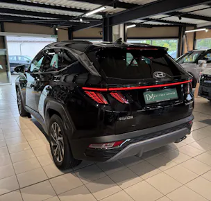 HYUNDAI Tucson 1.6 TGDI 48V Amplia DCT 4WD