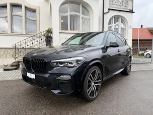 BMW X5 30d xDrive M-SPORT * 7 SITZER * 22 ZOLL ALUFELGEN *