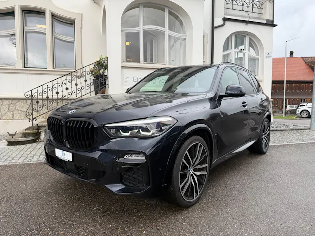 BMW X5 30d xDrive M-SPORT * 7 SITZER * 22 ZOLL ALUFELGEN *