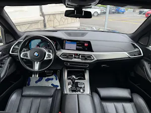 BMW X5 30d xDrive M-SPORT * 7 SITZER * 22 ZOLL ALUFELGEN *