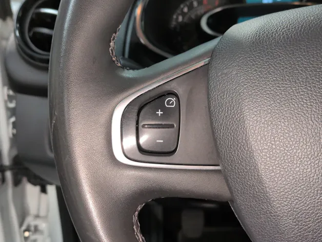 RENAULT Clio 0.9 Long Life