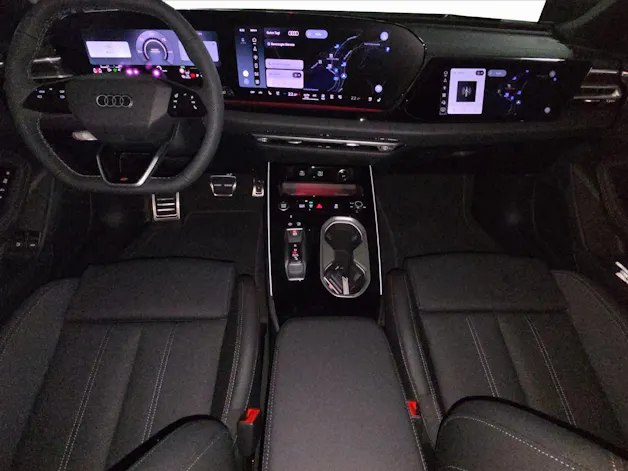 AUDI A6 Avant e-hybrid quattro 220 kW S tronic