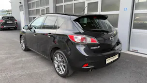 MAZDA 3 Hatchback 1.6 Red Edition