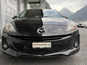 MAZDA 3 Hatchback 1.6 Red Edition