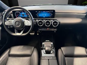 MERCEDES-BENZ A 250 AMG Line
