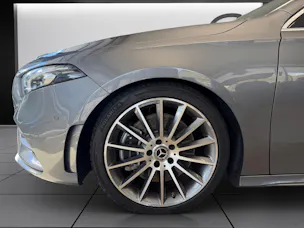 MERCEDES-BENZ A 250 AMG Line