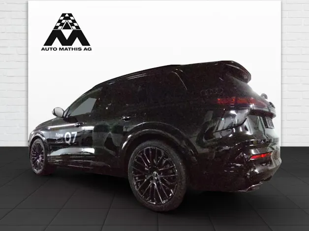AUDI Q7 SUV TDI quattro 220 kW
