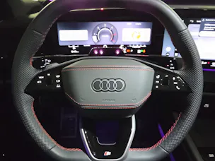 AUDI Q7 SUV TDI quattro 220 kW