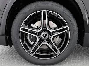 MERCEDES-BENZ GLA 200 7G-DCT