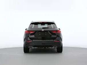 MERCEDES-BENZ GLA 200 7G-DCT