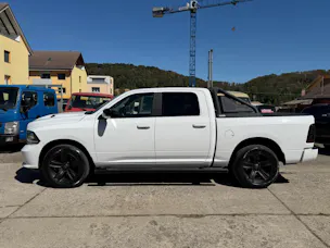 DODGE Ram