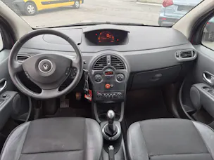 RENAULT Modus 1.2 16V T Dynamique