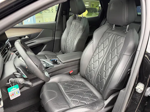 PEUGEOT 3008 300e Hybrid4 GT EAT8