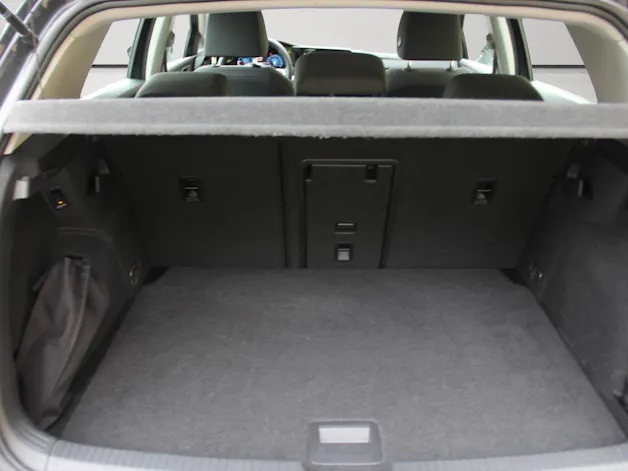 VW Golf 2.0 TDI Life DSG 4Motion