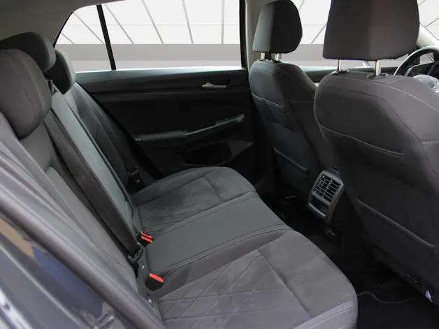 VW Golf 2.0 TDI Life DSG 4Motion