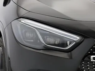 MERCEDES-BENZ GLA 250 4Matic 8G-DCT