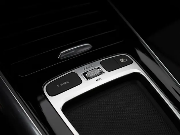 MERCEDES-BENZ GLA 250 4Matic 8G-DCT