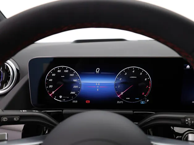 MERCEDES-BENZ GLA 250 4Matic 8G-DCT