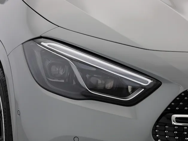 MERCEDES-BENZ GLA 220d 4Matic 8G-DCT