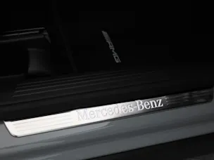 MERCEDES-BENZ GLA 220d 4Matic 8G-DCT