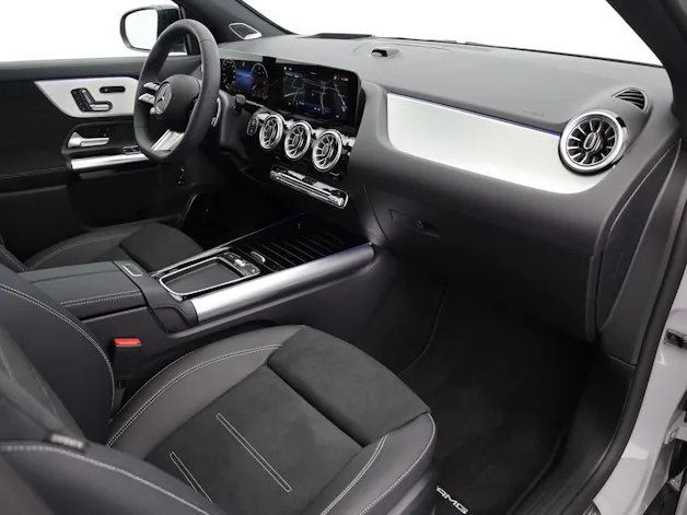 MERCEDES-BENZ GLA 220d 4Matic 8G-DCT