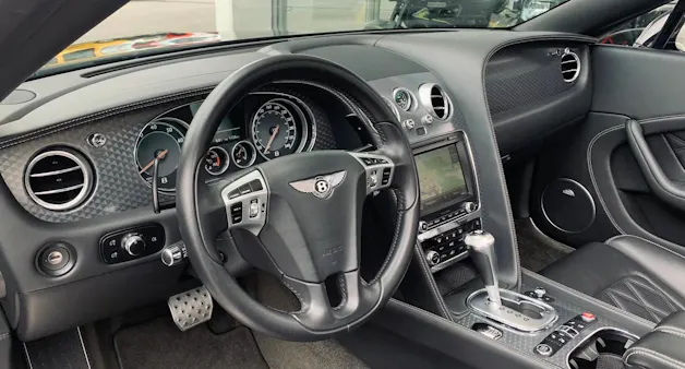BENTLEY Continental GTC Speed 6.0 W12