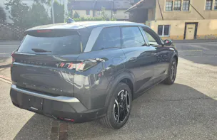 PEUGEOT 5008 210 73kWh Allure Pr. KMU Helvetia