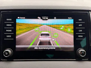 SKODA Karoq Sportline 4x4 *** ANHÄNGERKUPPLUNG ***