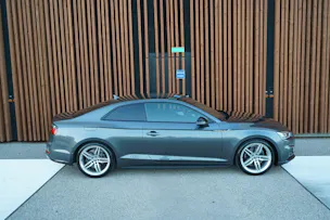 AUDI A5 COUPÉ 40 TFSI S-LINE SPORT BLACK S-TRONIC l 190 PS
