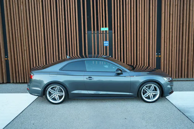 AUDI A5 COUPÉ 40 TFSI S-LINE SPORT BLACK S-TRONIC l 190 PS