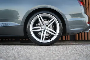 AUDI A5 COUPÉ 40 TFSI S-LINE SPORT BLACK S-TRONIC l 190 PS