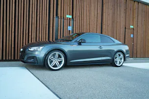 AUDI A5 COUPÉ 40 TFSI S-LINE SPORT BLACK S-TRONIC l 190 PS