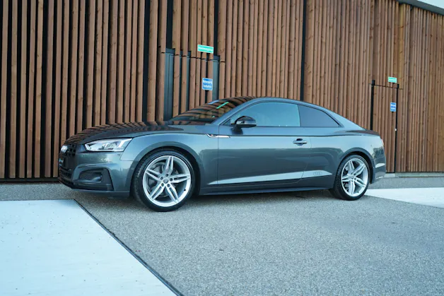 AUDI A5 COUPÉ 40 TFSI S-LINE SPORT BLACK S-TRONIC l 190 PS