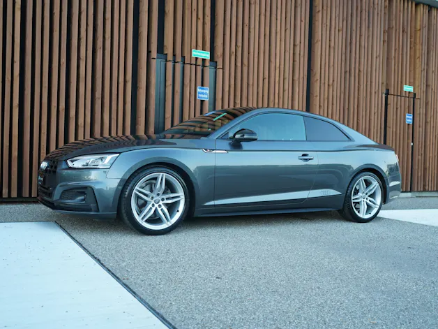 AUDI A5 COUPÉ 40 TFSI S-LINE SPORT BLACK S-TRONIC l 190 PS