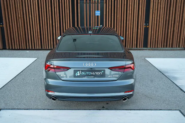 AUDI A5 COUPÉ 40 TFSI S-LINE SPORT BLACK S-TRONIC l 190 PS