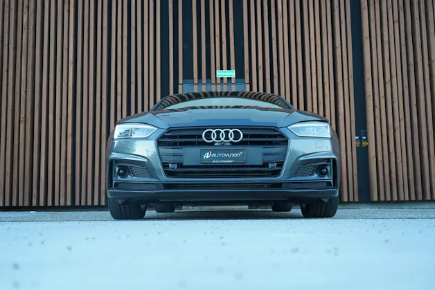 AUDI A5 COUPÉ 40 TFSI S-LINE SPORT BLACK S-TRONIC l 190 PS