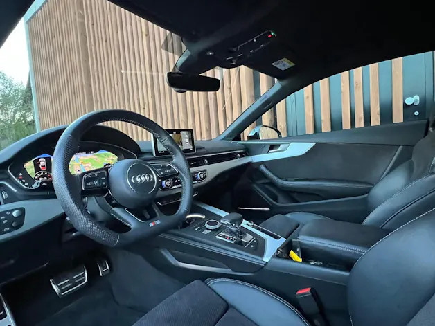 AUDI A5 COUPÉ 40 TFSI S-LINE SPORT BLACK S-TRONIC l 190 PS