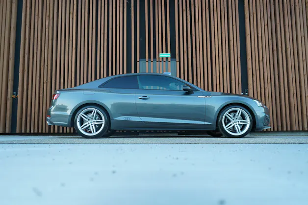 AUDI A5 COUPÉ 40 TFSI S-LINE SPORT BLACK S-TRONIC l 190 PS