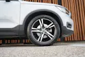 VOLVO XC40 B5 BENZIN MILD HYBRID AWD R-DESIGN ULTIMATE GEARTRONIC l 250 PS