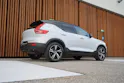 VOLVO XC40 B5 BENZIN MILD HYBRID AWD R-DESIGN ULTIMATE GEARTRONIC l 250 PS
