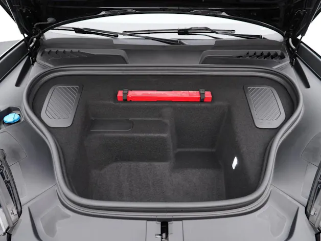 PORSCHE Macan 4
