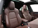 PORSCHE Macan 4