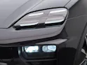 PORSCHE Macan 4