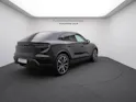PORSCHE Macan 4