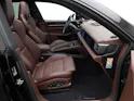 PORSCHE Macan 4