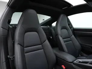 PORSCHE 911 Carrera