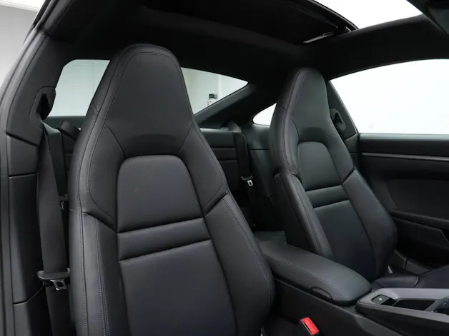 PORSCHE 911 Carrera