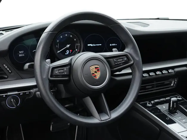 PORSCHE 911 Carrera