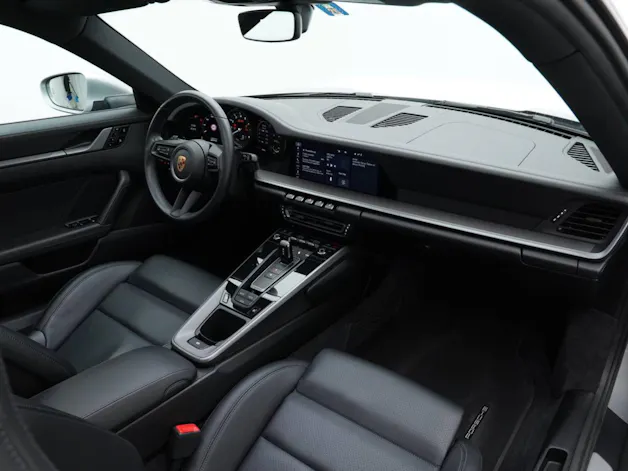 PORSCHE 911 Carrera